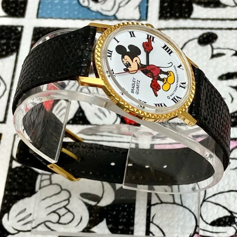 Vintage Walt Disney Productions Bradley Coin Edge Mickey Mouse Watch